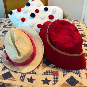 Used 2x Kate Spade & Coach summer hats